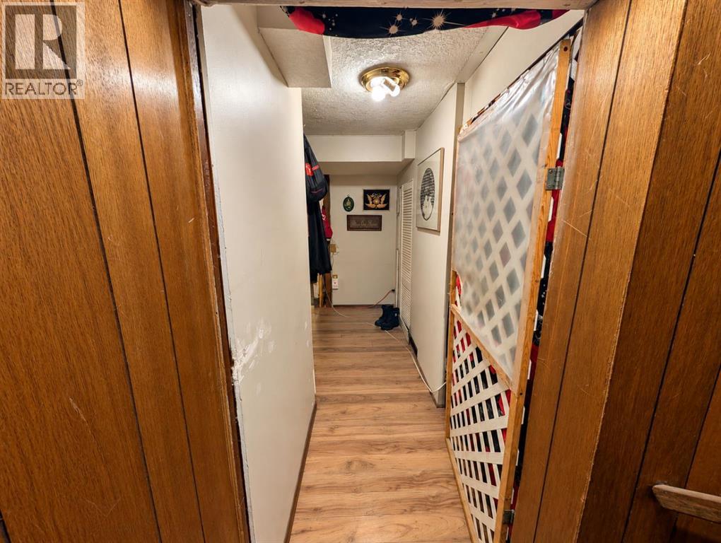 8119 34 Avenue Nw, Calgary, Alberta  T3B 1P8 - Photo 25 - A2348645