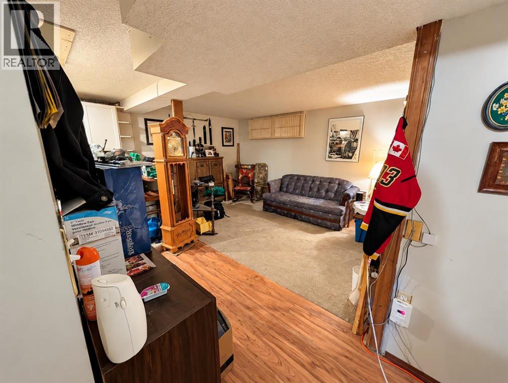 8119 34 Avenue Nw, Calgary, Alberta  T3B 1P8 - Photo 26 - A2348645