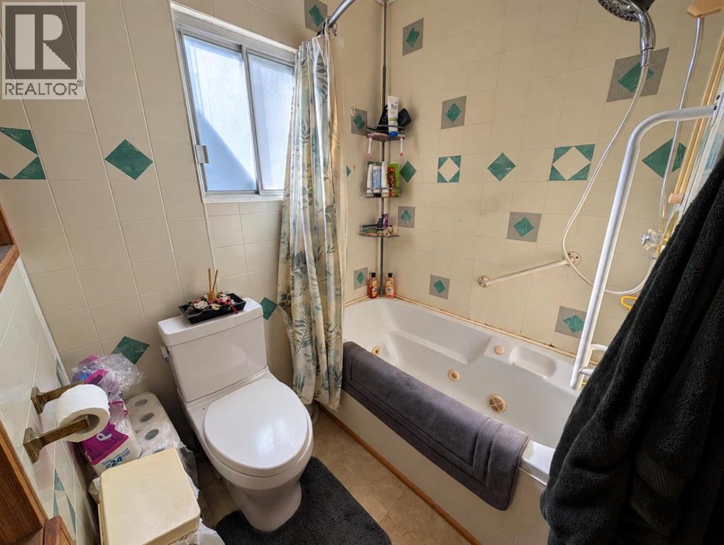 8119 34 Avenue Nw, Calgary, Alberta  T3B 1P8 - Photo 23 - A2348645