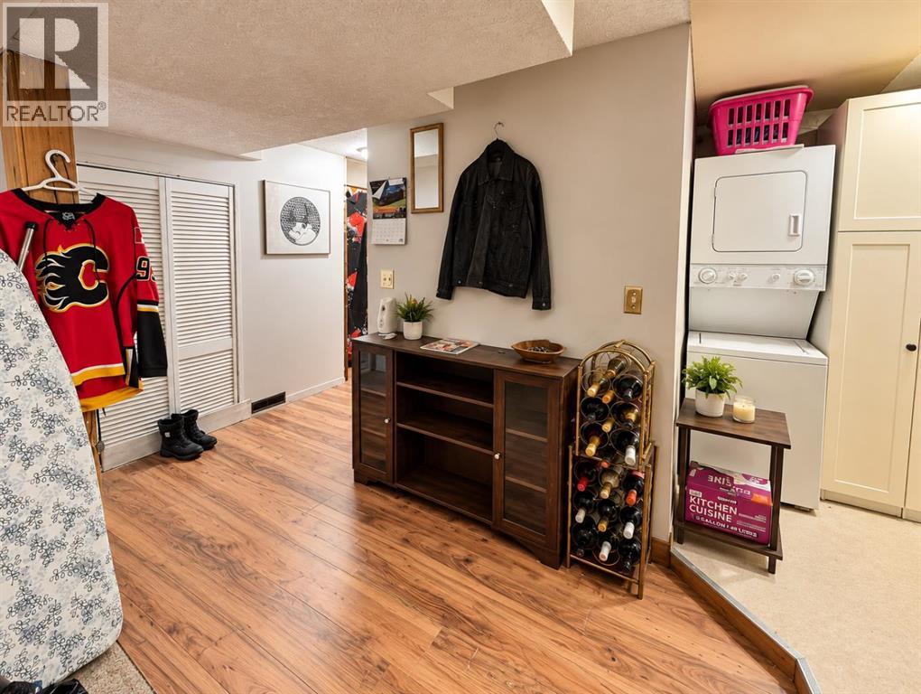 8119 34 Avenue Nw, Calgary, Alberta  T3B 1P8 - Photo 30 - A2348645