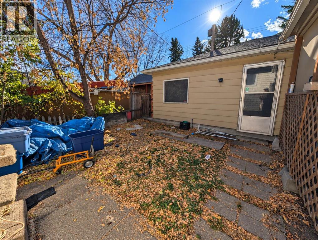 8119 34 Avenue Nw, Calgary, Alberta  T3B 1P8 - Photo 40 - A2348645