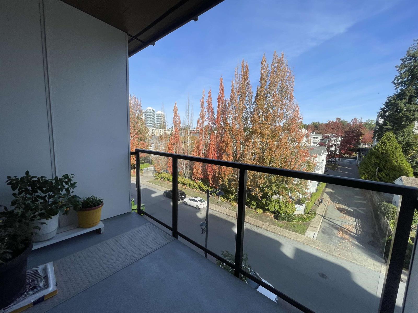 529 13968 Laurel Drive, Surrey, British Columbia  V3T 1A8 - Photo 29 - R3176435