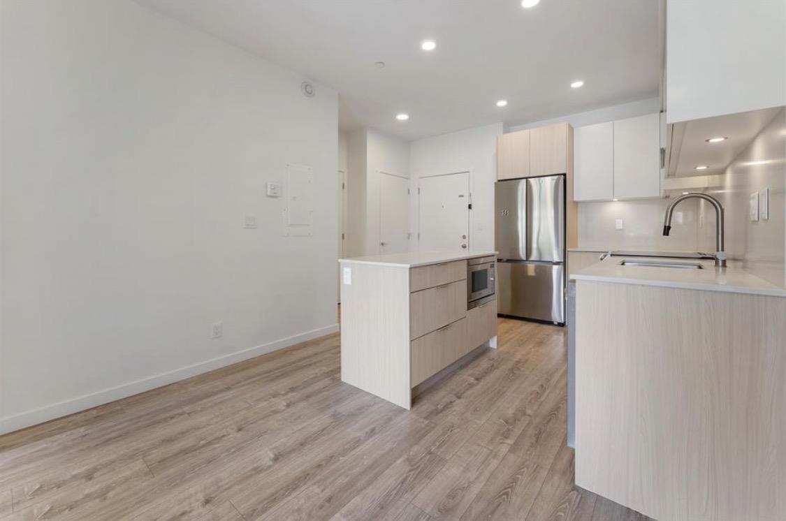 529 13968 Laurel Drive, Surrey, British Columbia  V3T 1A8 - Photo 7 - R3176435