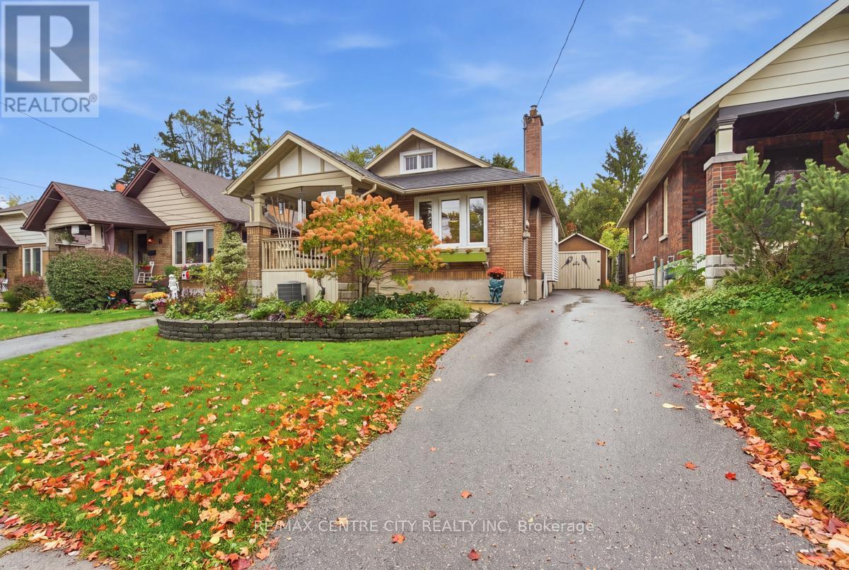 649 EMERY STREET E, London South, Ontario