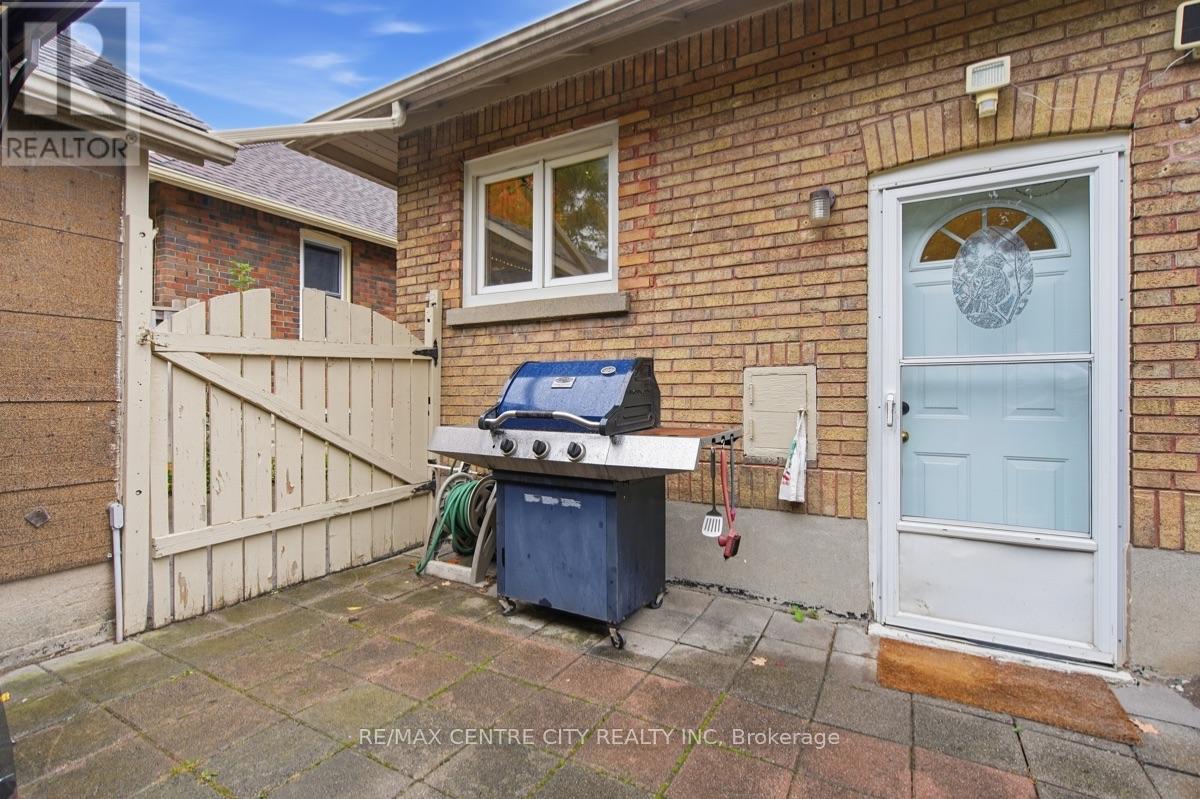 649 Emery Street E, London South, Ontario  N6C 2G3 - Photo 30 - X14092204