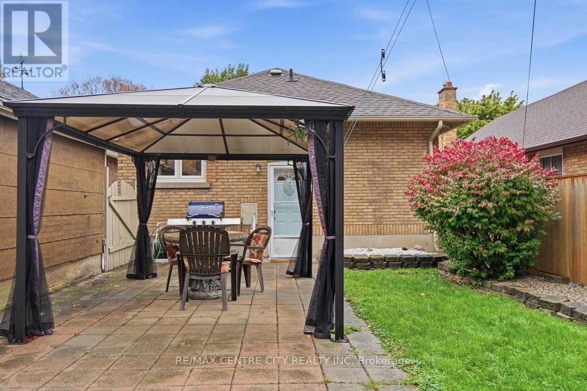649 Emery Street E, London South, Ontario  N6C 2G3 - Photo 34 - X14092204