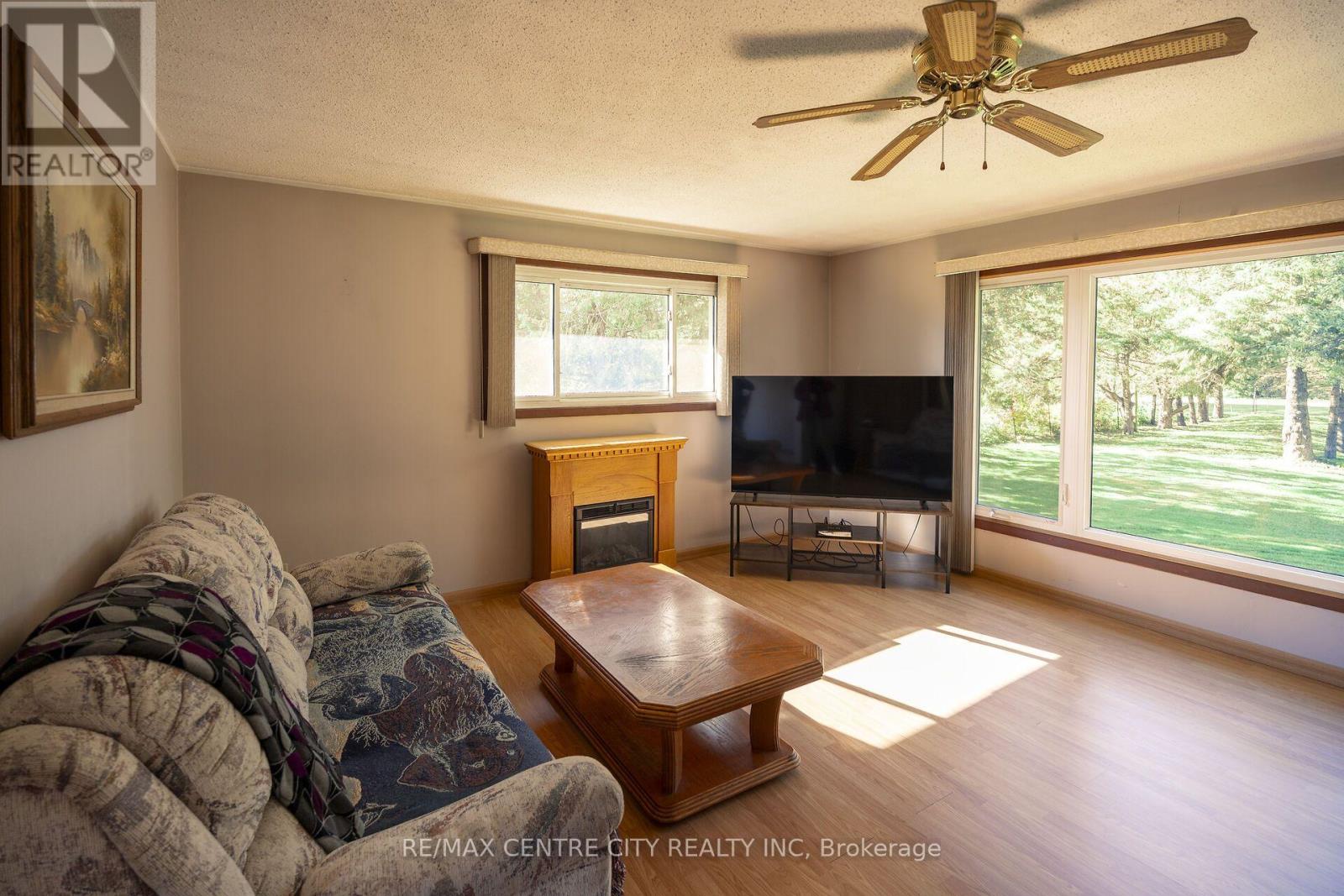 20952 Rebecca Road, Thames Centre, Ontario  N0M 2P0 - Photo 19 - X14092234