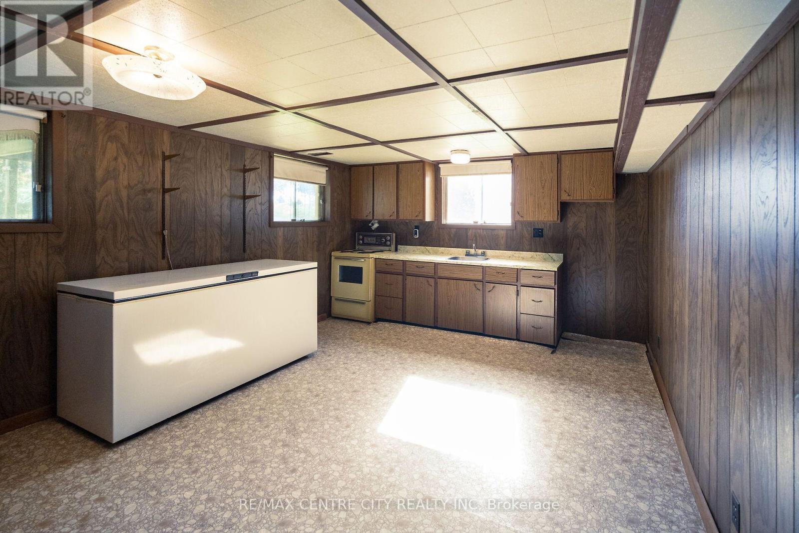 20952 Rebecca Road, Thames Centre, Ontario  N0M 2P0 - Photo 32 - X14092234