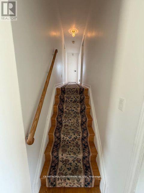 7 Amarillo Drive, Toronto (Eglinton East), Ontario  M1J 2P7 - Photo 9 - E14092216