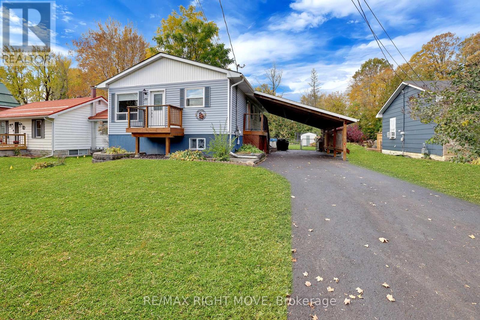 20 John Street, Severn (Coldwater), Ontario  L0K 1E0 - Photo 1 - S14092226
