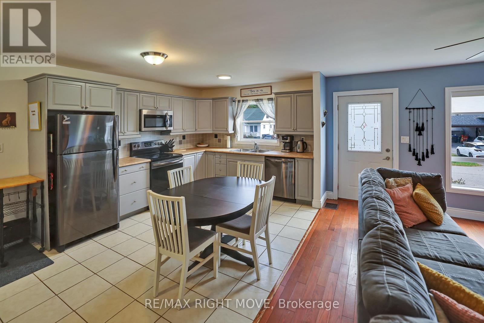 20 John Street, Severn (Coldwater), Ontario  L0K 1E0 - Photo 13 - S14092226