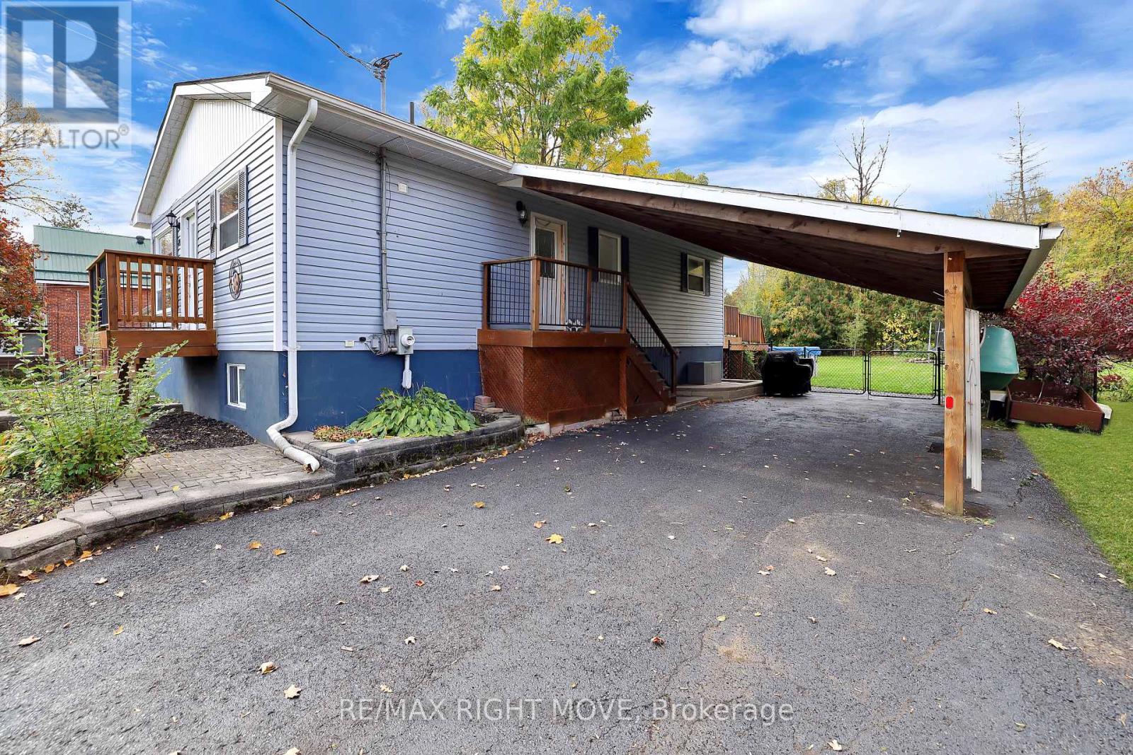 20 John Street, Severn (Coldwater), Ontario  L0K 1E0 - Photo 2 - S14092226