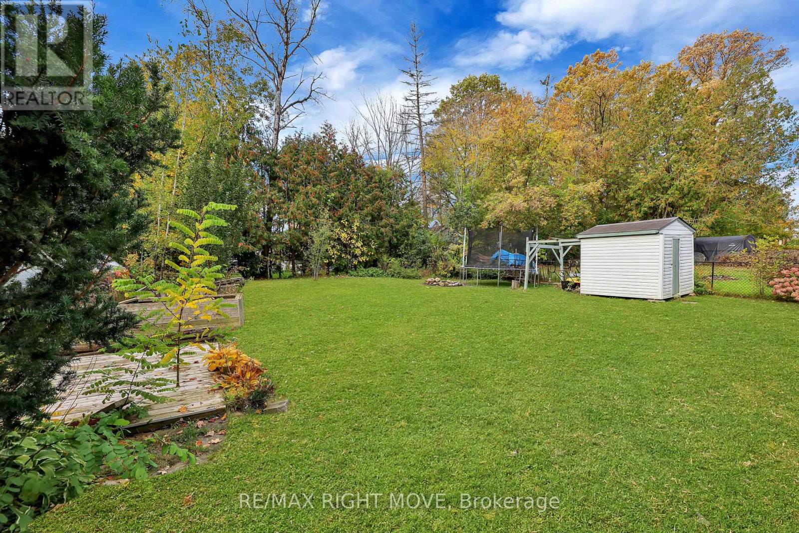20 John Street, Severn (Coldwater), Ontario  L0K 1E0 - Photo 8 - S14092226
