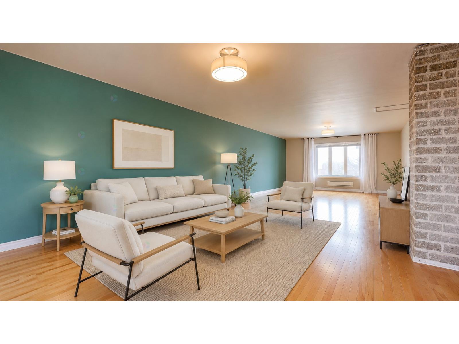 345 Rue Léon-Bloy E. La Prairie Quebec Canada J5R3G7 4
