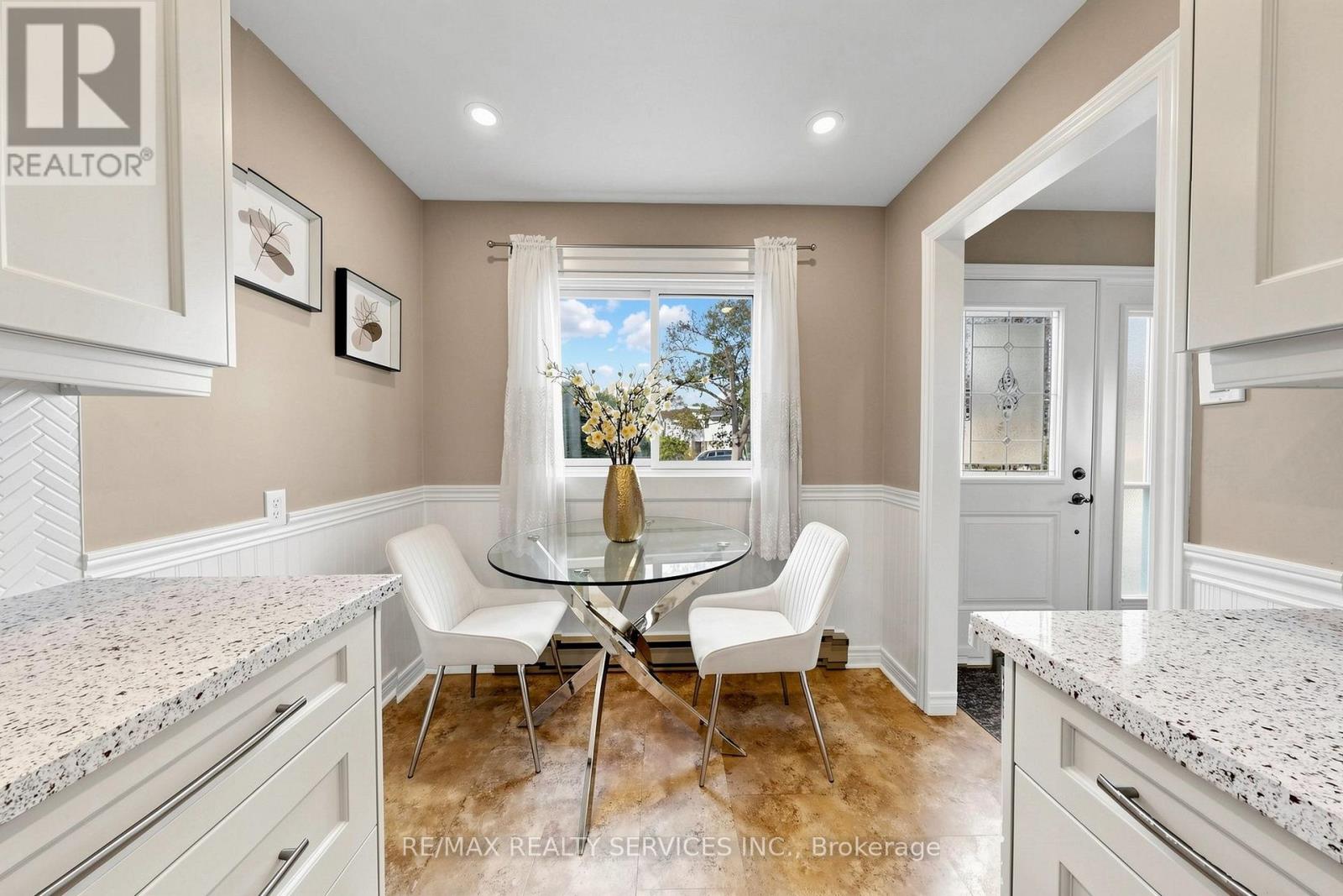 25 Jennifer Square, Brampton, Ontario  L6S 2L2 - Photo 19 - W14092246