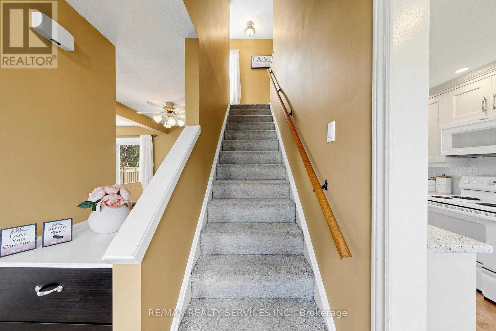 25 Jennifer Square, Brampton, Ontario  L6S 2L2 - Photo 22 - W14092246