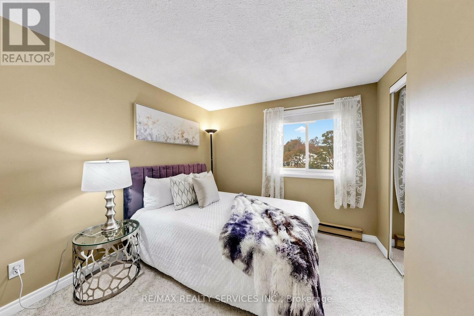 25 Jennifer Square, Brampton, Ontario  L6S 2L2 - Photo 28 - W14092246