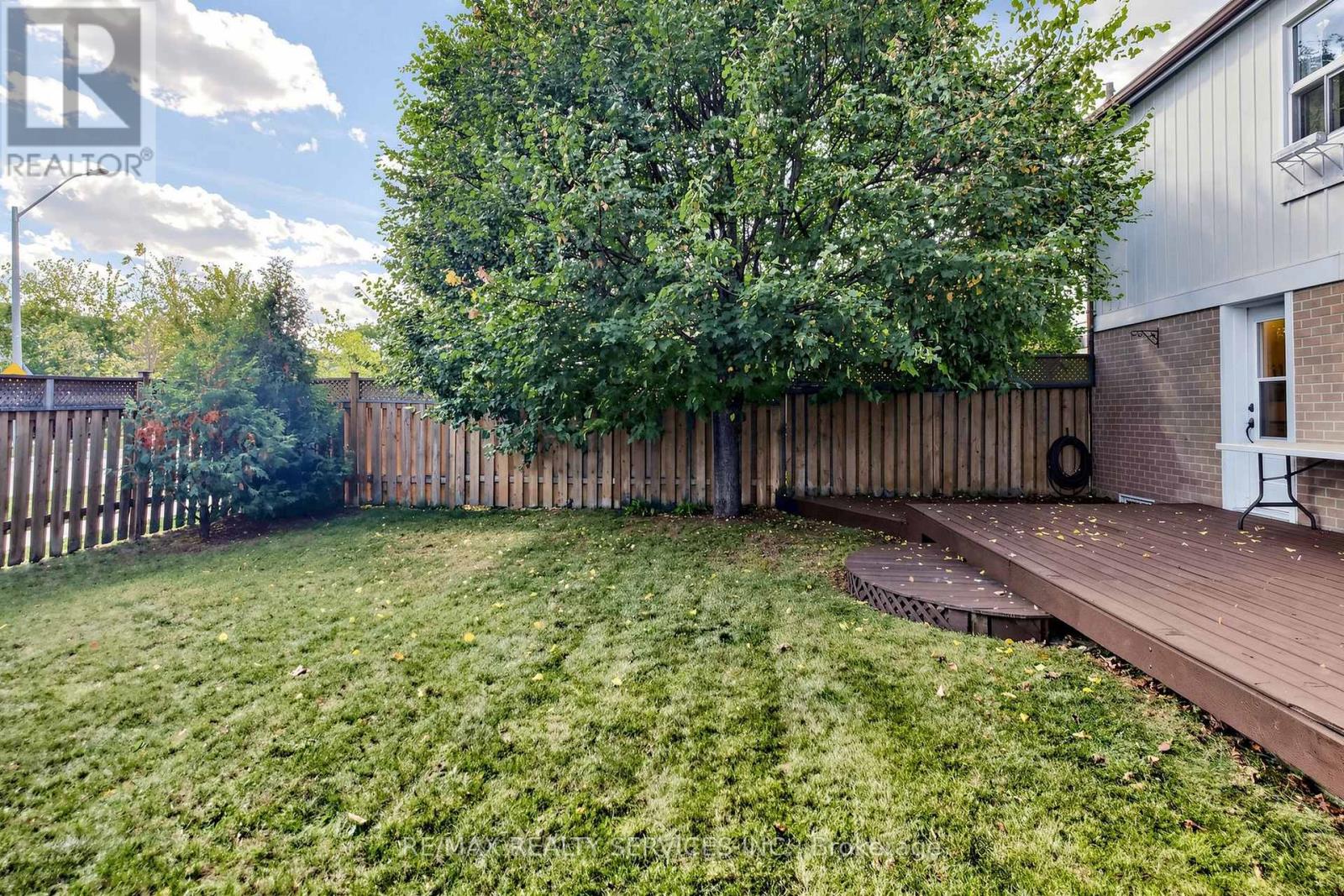 25 Jennifer Square, Brampton, Ontario  L6S 2L2 - Photo 44 - W14092246