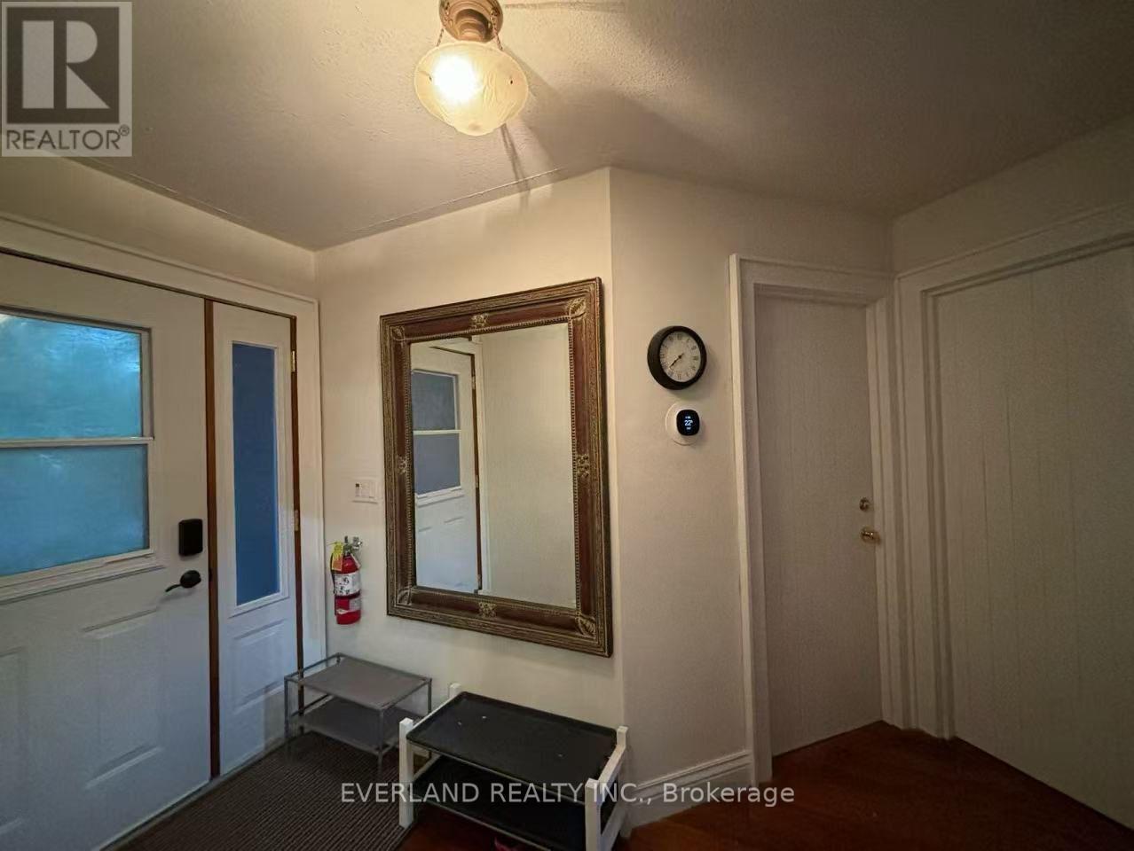 South Wing - 3369 St Paul Avenue W, Niagara Falls, Ontario  L2J 2M3 - Photo 11 - X14092208