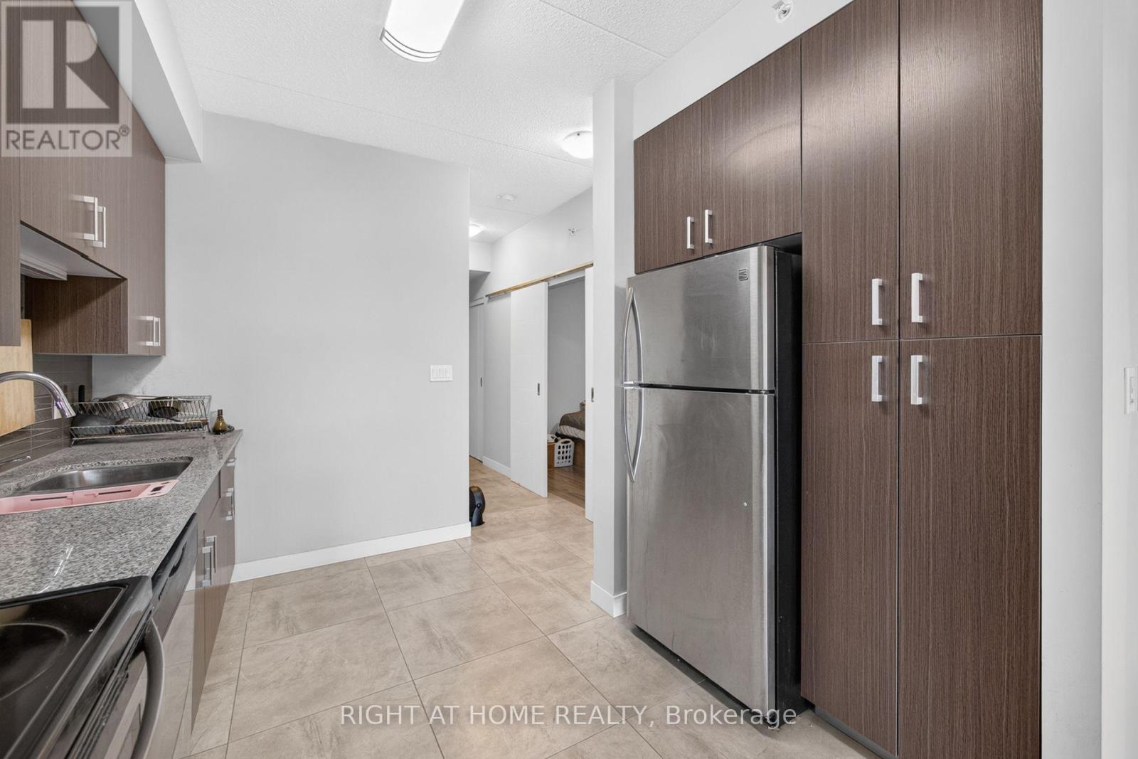 B508 - 62 Balsam Street, Waterloo, Ontario  N2L 3H2 - Photo 16 - X14092212