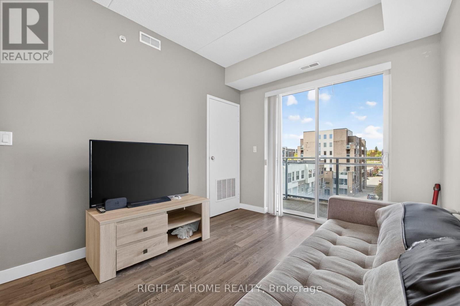 B508 - 62 Balsam Street, Waterloo, Ontario  N2L 3H2 - Photo 20 - X14092212