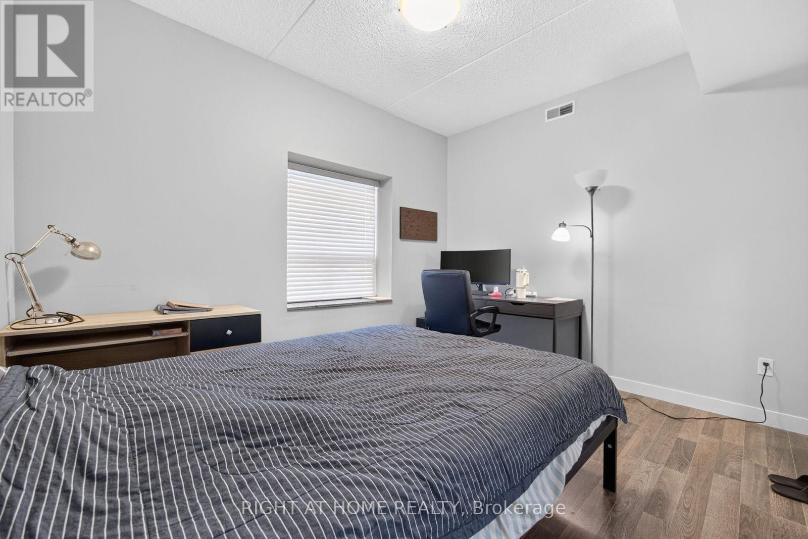 B508 - 62 Balsam Street, Waterloo, Ontario  N2L 3H2 - Photo 31 - X14092212
