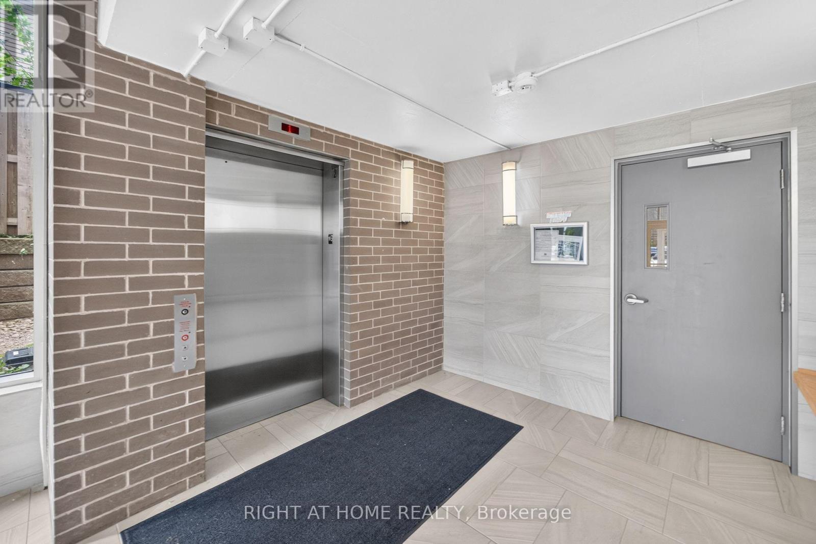 B508 - 62 Balsam Street, Waterloo, Ontario  N2L 3H2 - Photo 7 - X14092212