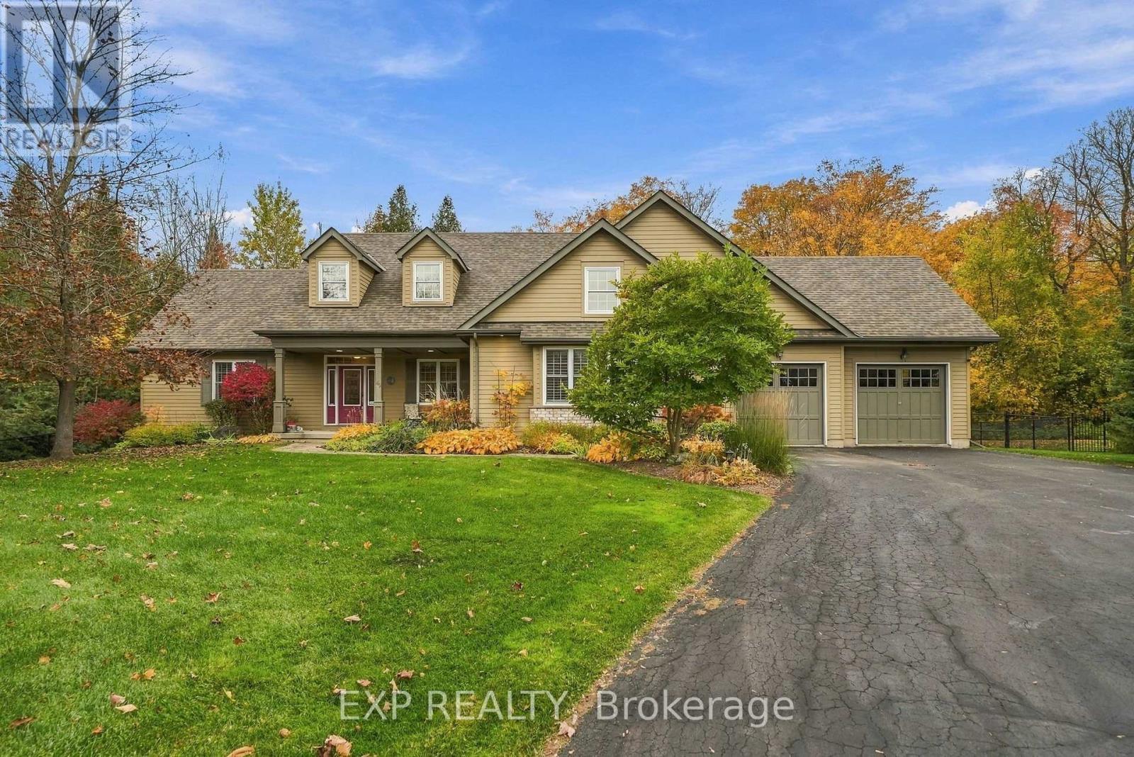 49 BLUE HERON DRIVE, Mono, Ontario