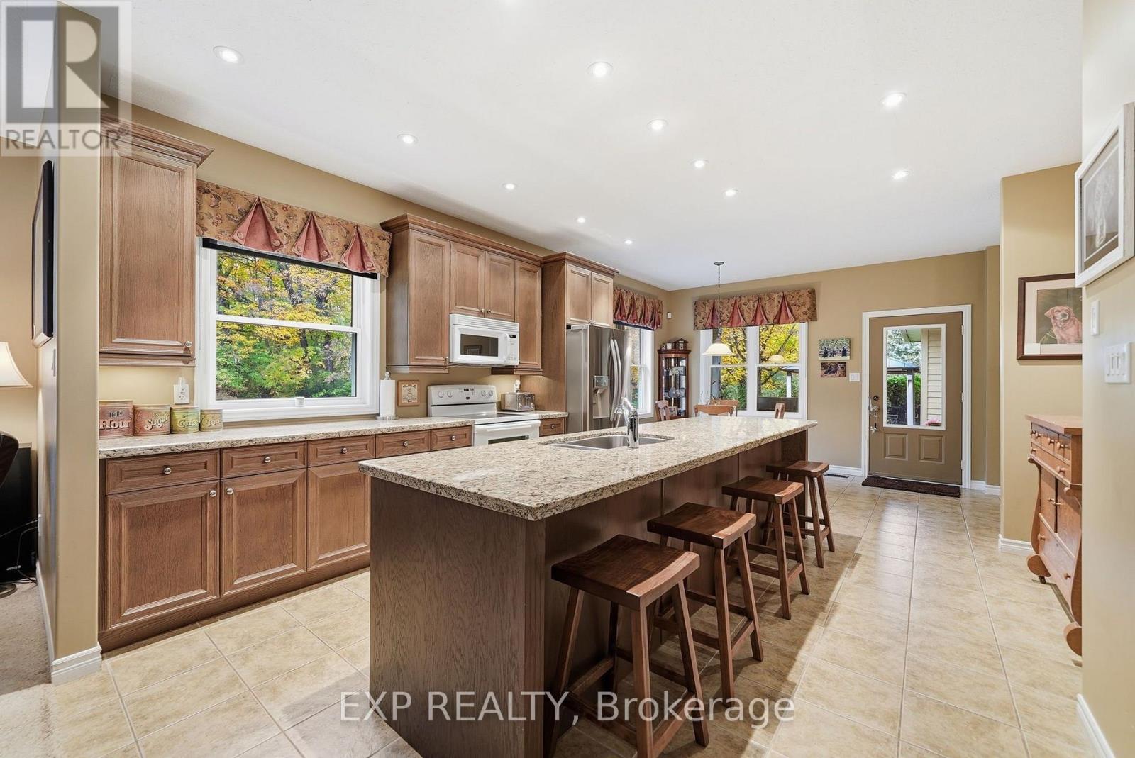 49 Blue Heron Drive, Mono, Ontario  L9W 5K5 - Photo 11 - X14092242