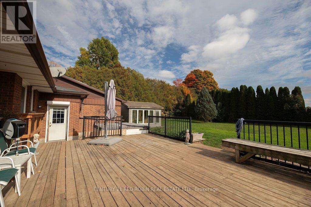 312 Carroll Street E, Strathroy-Caradoc, Ontario  N7G 3H3 - Photo 5 - X14092250
