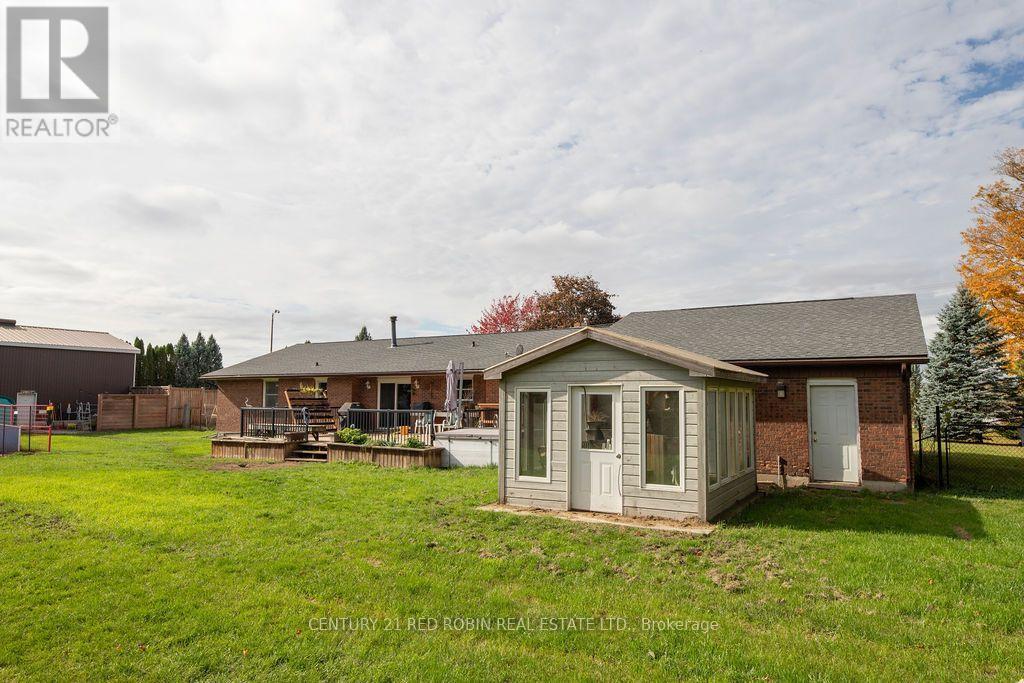 312 Carroll Street E, Strathroy-Caradoc, Ontario  N7G 3H3 - Photo 6 - X14092250