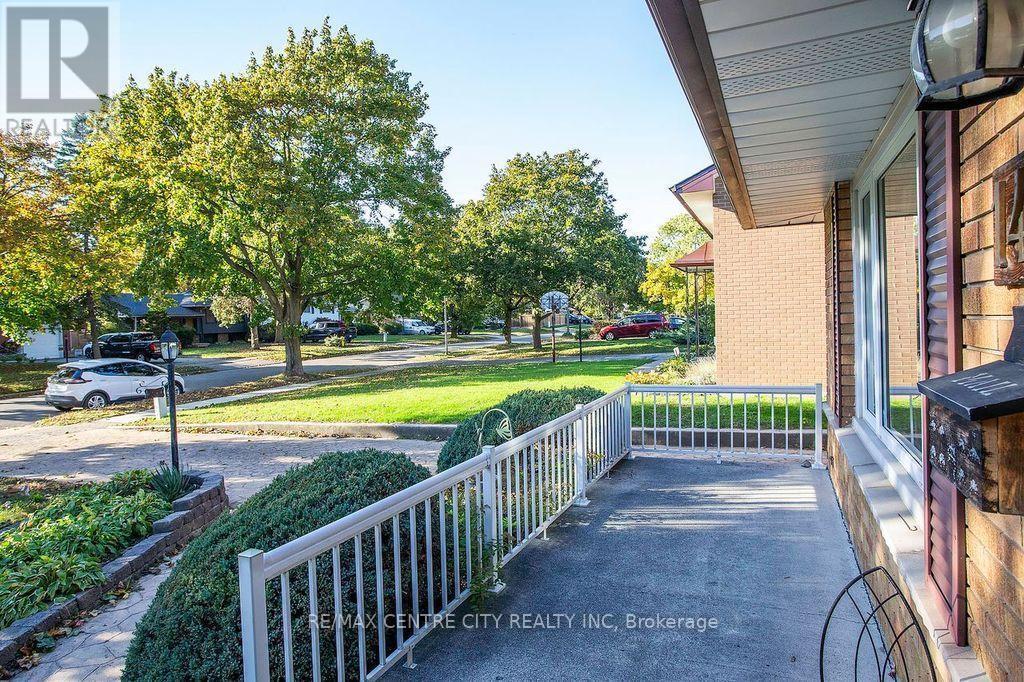 1478 Glengarry Avenue, London North, Ontario  N5X 1R1 - Photo 4 - X14092258