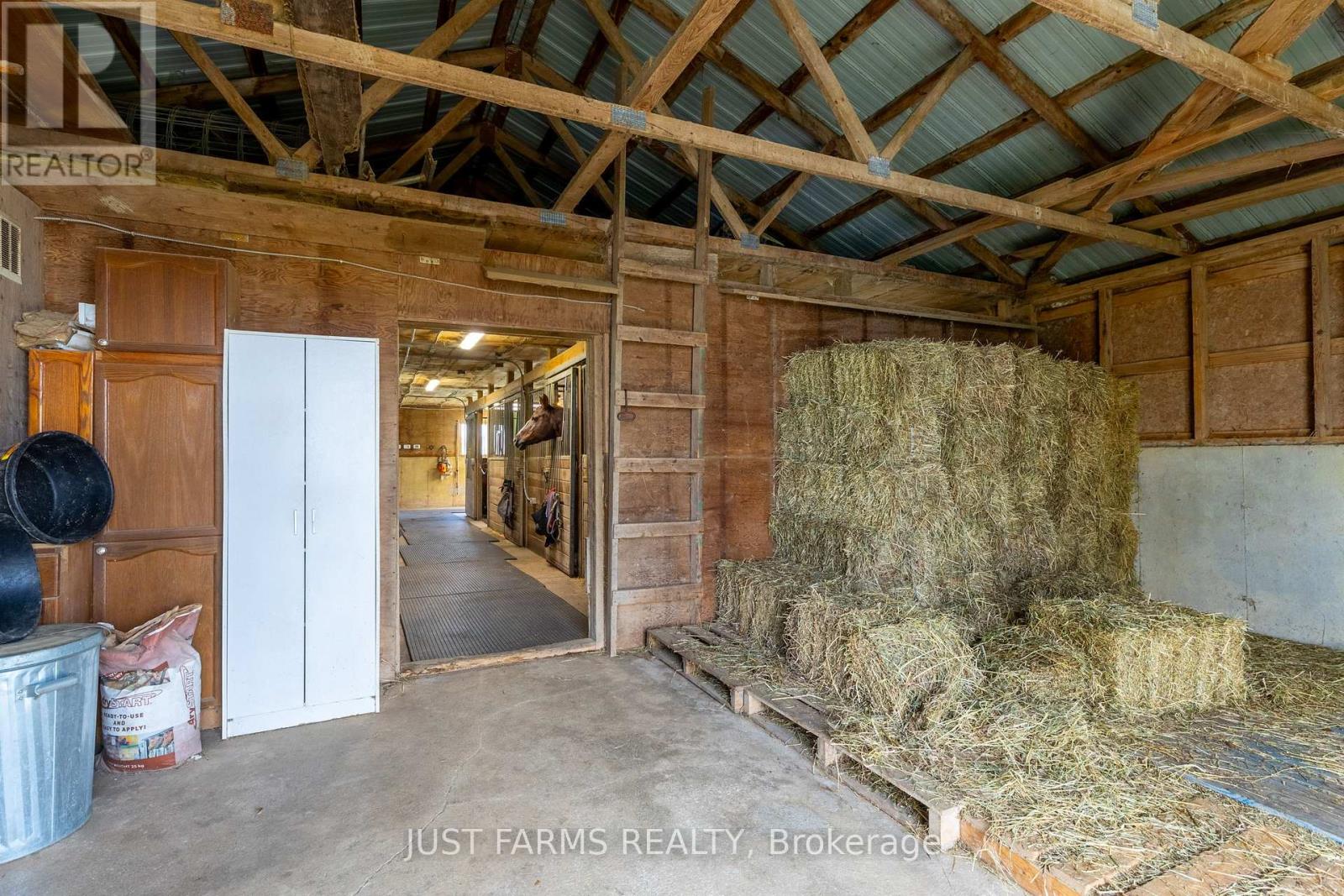 21846 Muncey Road, Strathroy-Caradoc, Ontario  N0L 1W0 - Photo 11 - X14092280