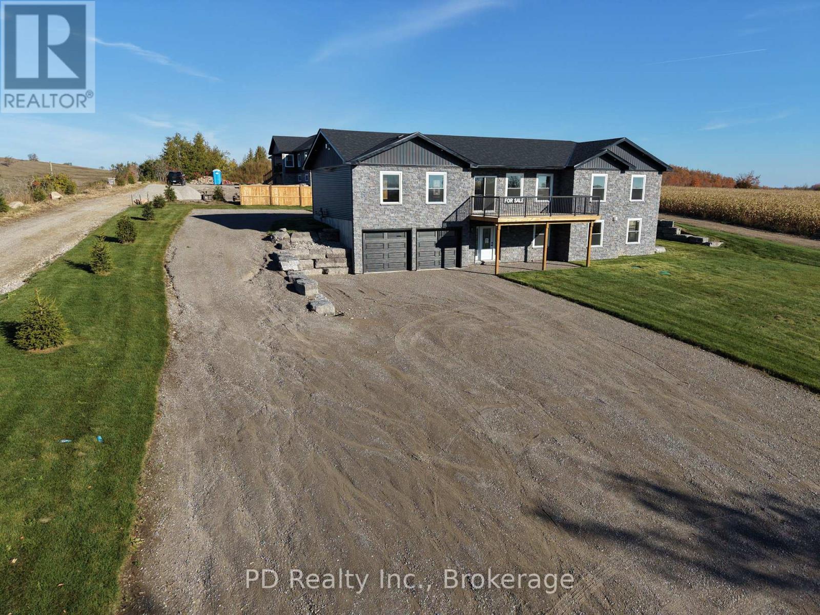 2467 Queen Mary Street, Cavan Monaghan, Ontario  L0A 1C0 - Photo 2 - X13857338