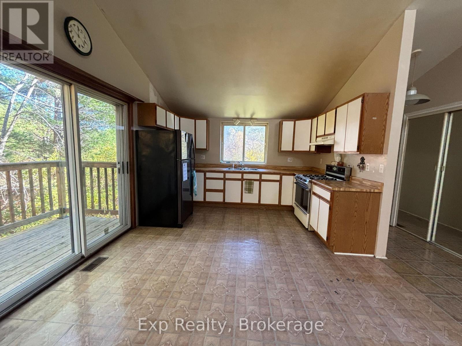 794 Pinegrove Road, Greater Napanee, Ontario  K0K 2W0 - Photo 11 - X14092266