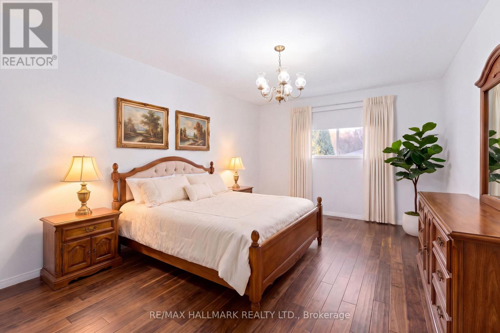 7 Charnwood Place, Markham, Ontario  L3T 5H2 - Photo 12 - N14092278