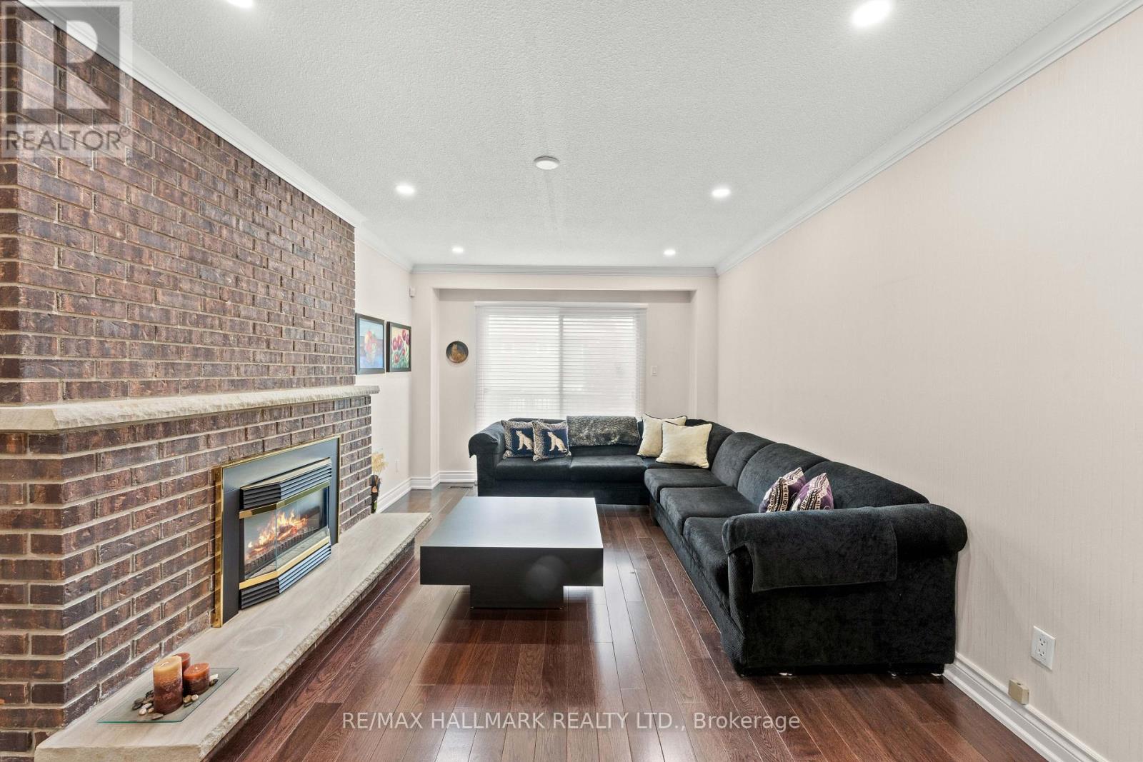 7 Charnwood Place, Markham, Ontario  L3T 5H2 - Photo 25 - N14092278