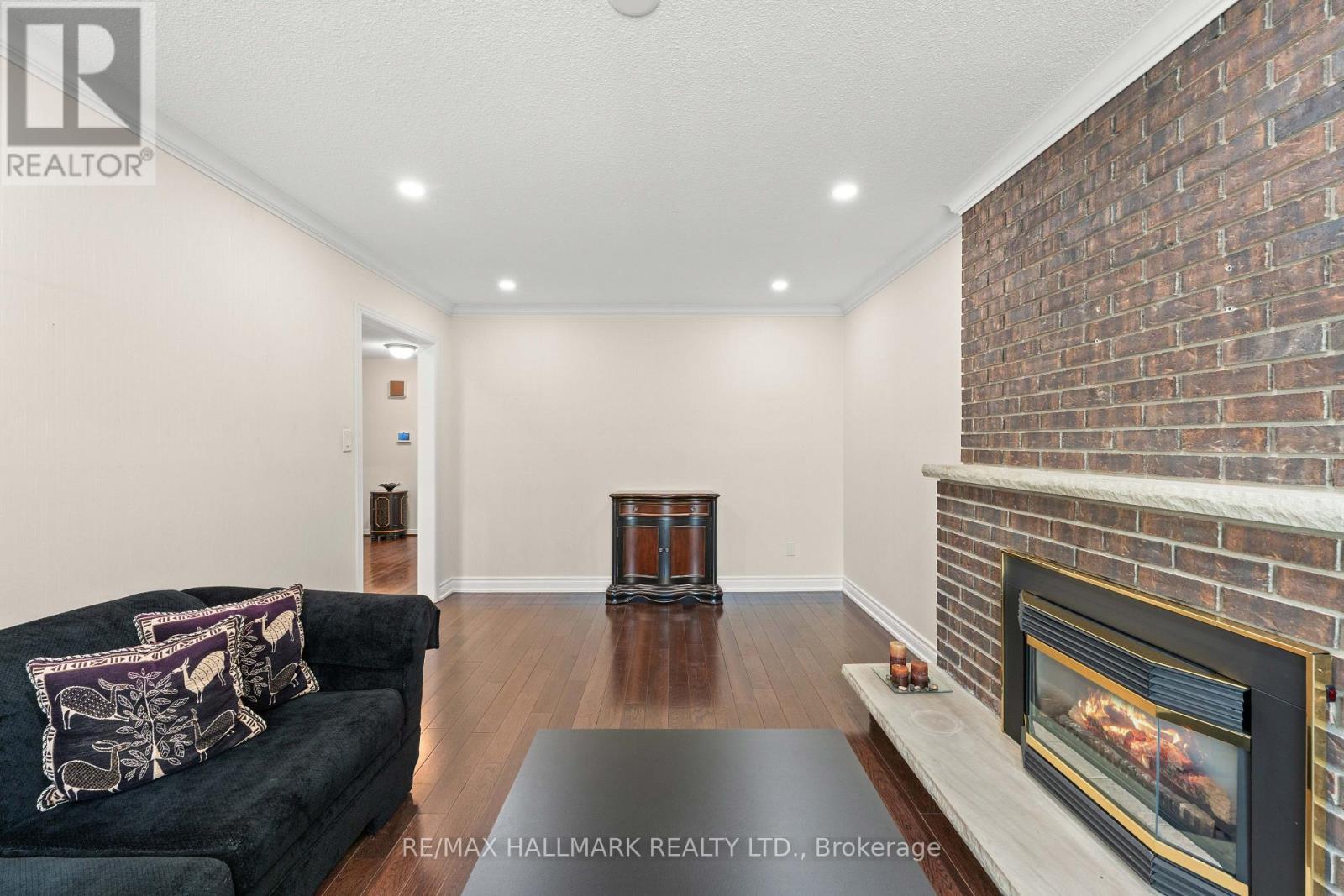 7 Charnwood Place, Markham, Ontario  L3T 5H2 - Photo 26 - N14092278