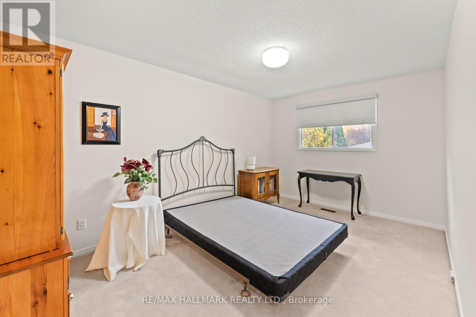 7 Charnwood Place, Markham, Ontario  L3T 5H2 - Photo 36 - N14092278