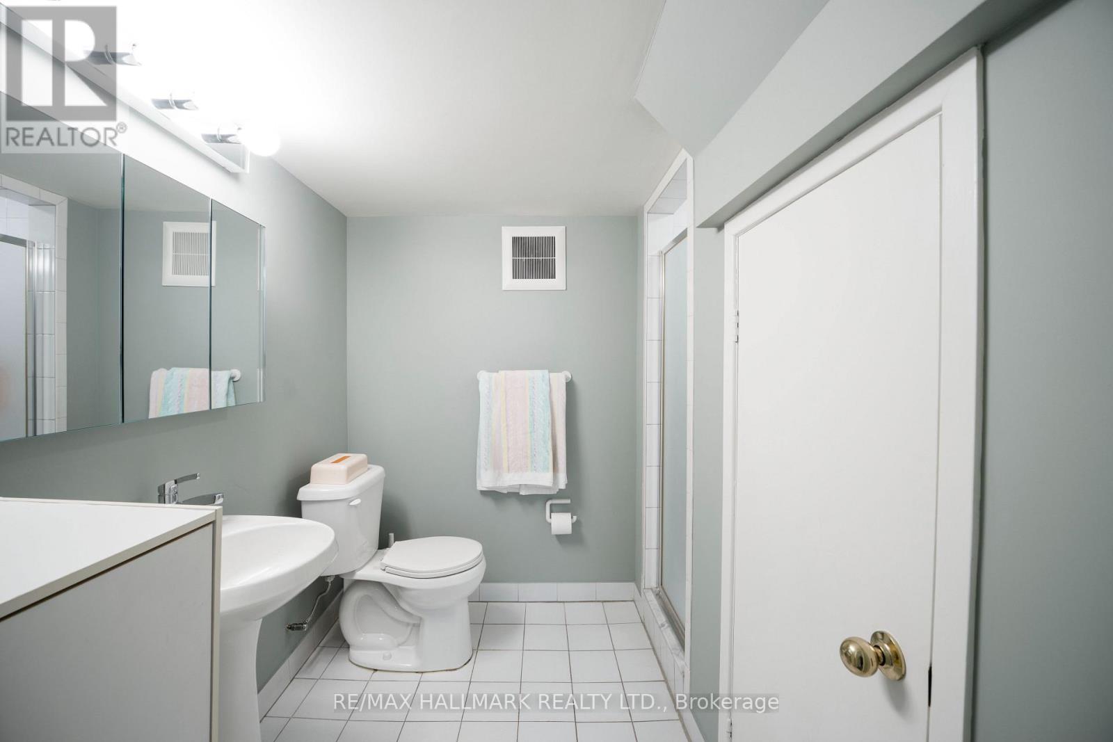 7 Charnwood Place, Markham, Ontario  L3T 5H2 - Photo 45 - N14092278