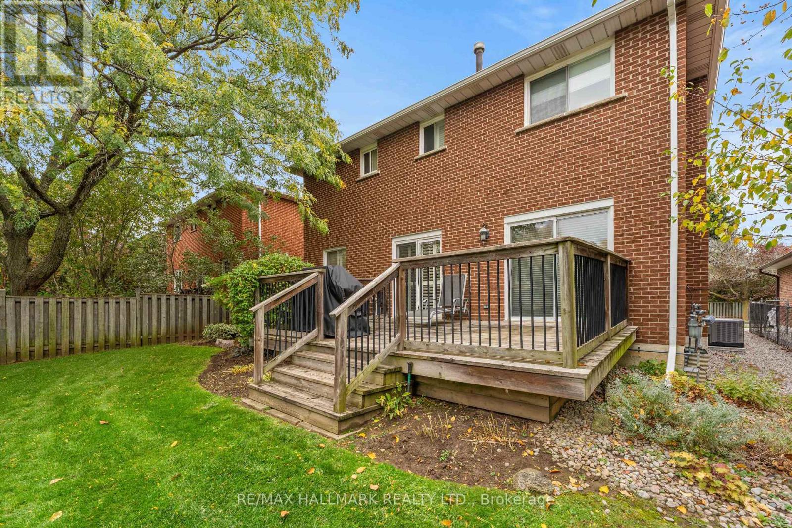 7 Charnwood Place, Markham, Ontario  L3T 5H2 - Photo 48 - N14092278