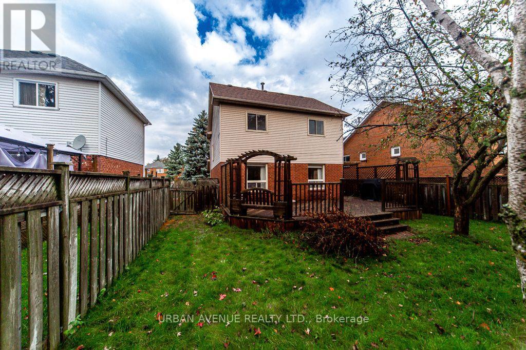 15 Natanya Boulevard, Georgina, Ontario  L4P 3R6 - Photo 5 - N14092282