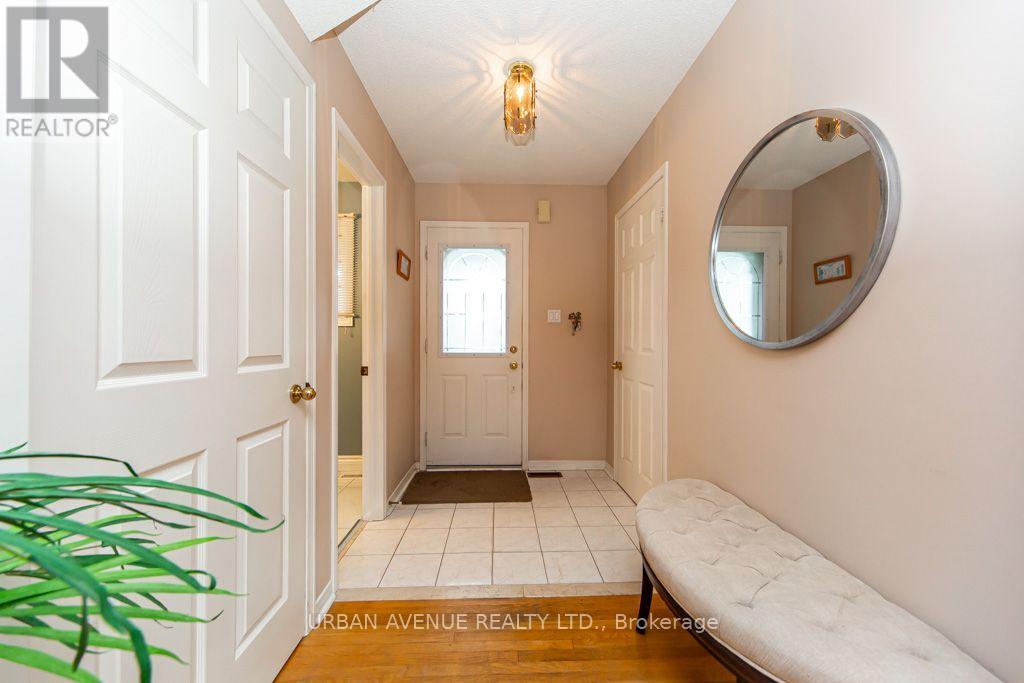 15 Natanya Boulevard, Georgina, Ontario  L4P 3R6 - Photo 7 - N14092282