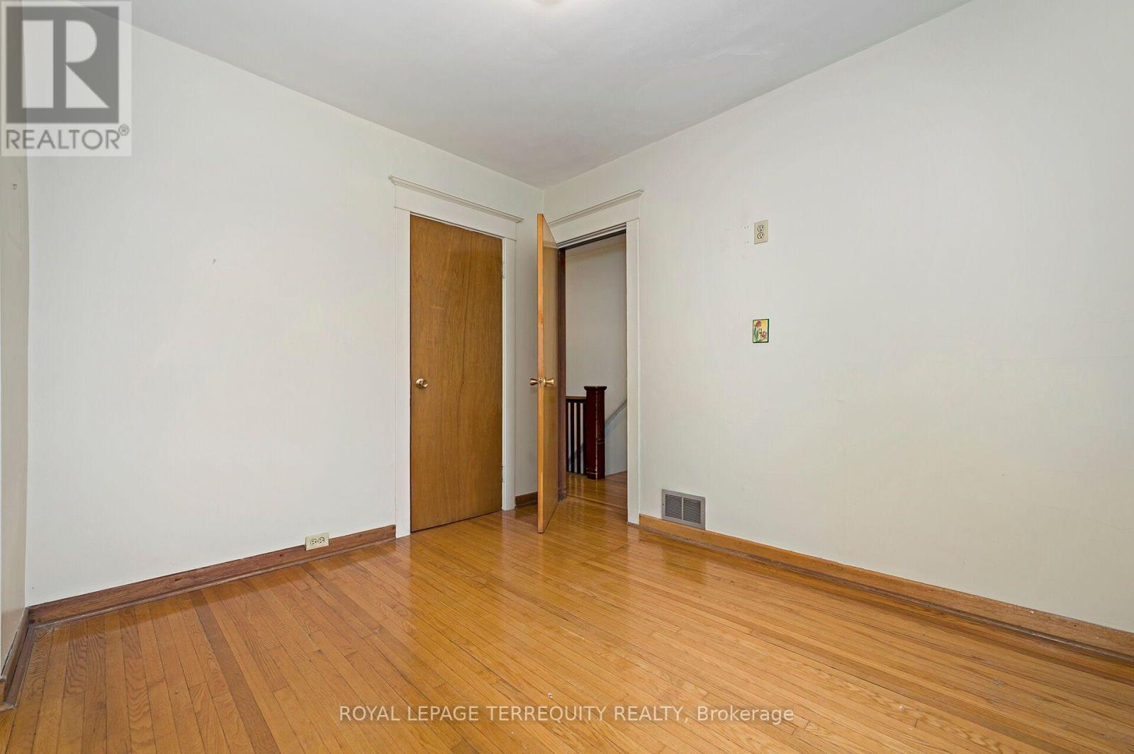 209 Caledonia Road, Toronto, Ontario  M6E 4S9 - Photo 23 - W14092268