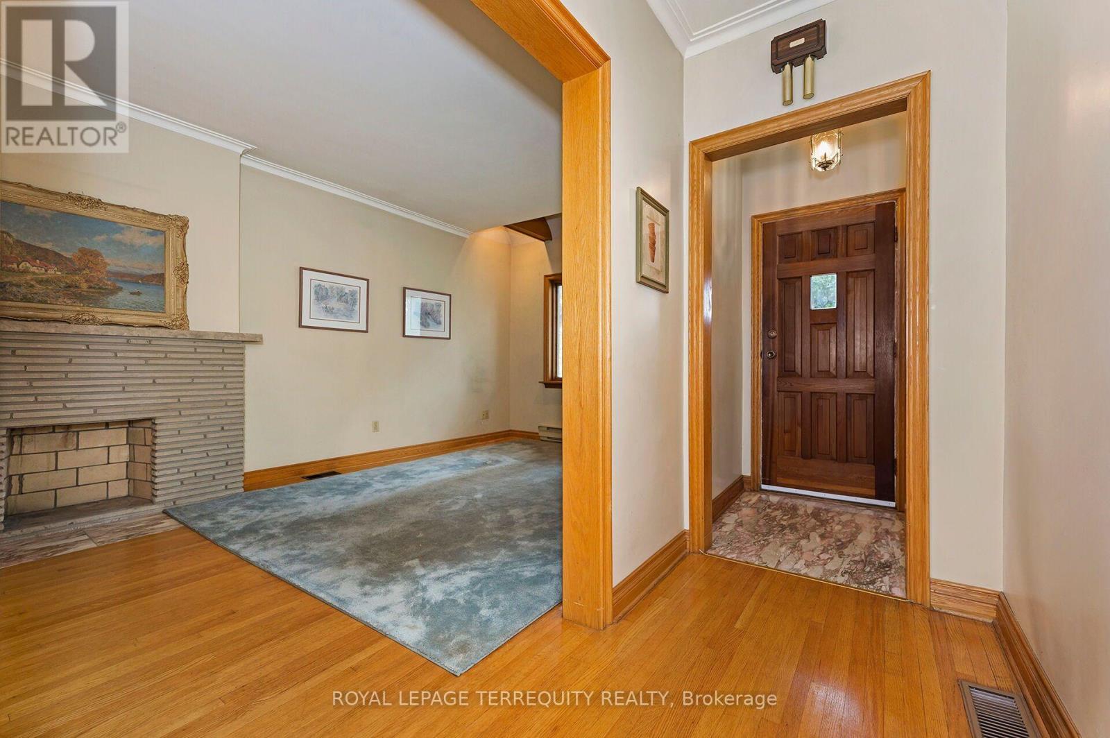 209 Caledonia Road, Toronto, Ontario  M6E 4S9 - Photo 3 - W14092268