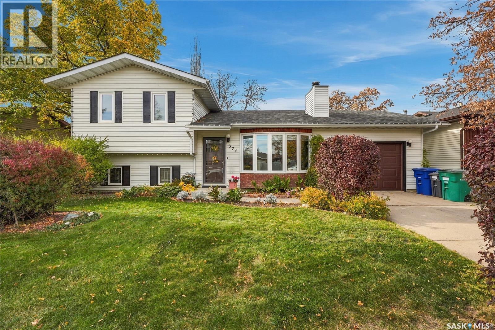 374 Thain Crescent, Saskatoon, Saskatchewan  S7K 6N7 - Photo 2 - SK051381