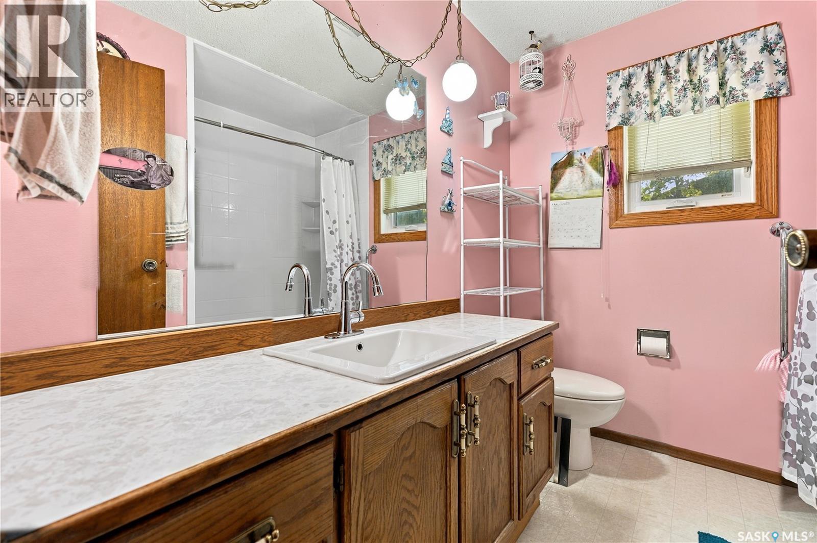 374 Thain Crescent, Saskatoon, Saskatchewan  S7K 6N7 - Photo 21 - SK051381