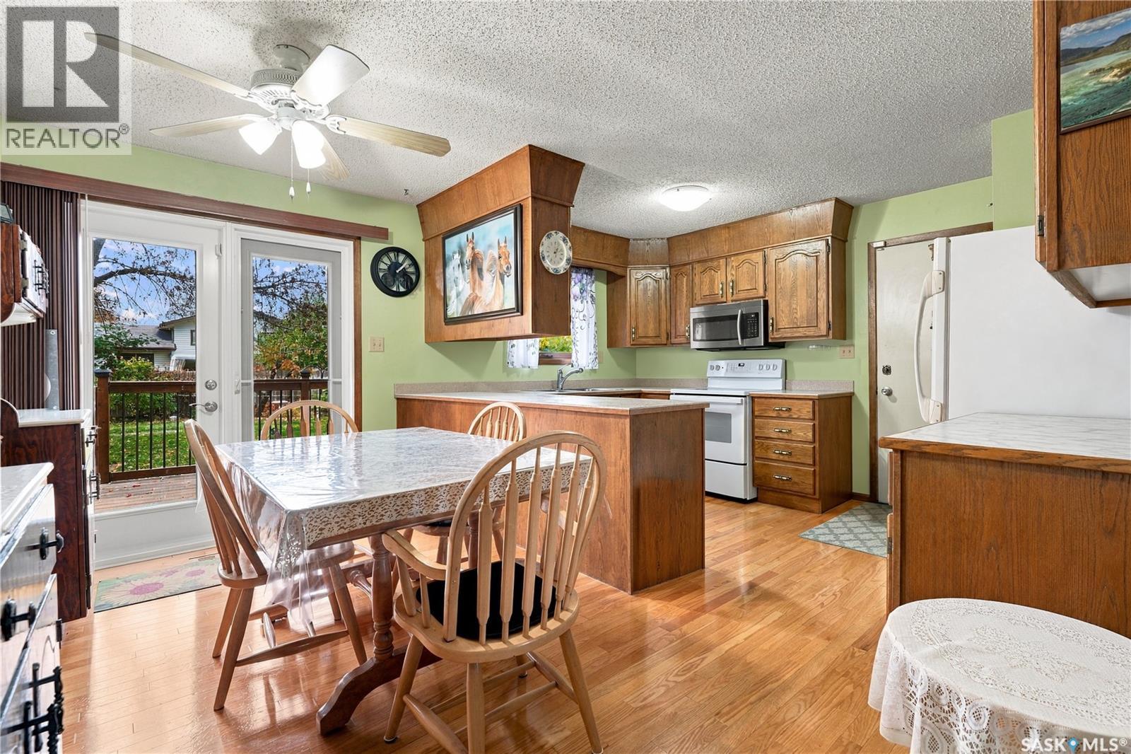 374 Thain Crescent, Saskatoon, Saskatchewan  S7K 6N7 - Photo 7 - SK051381