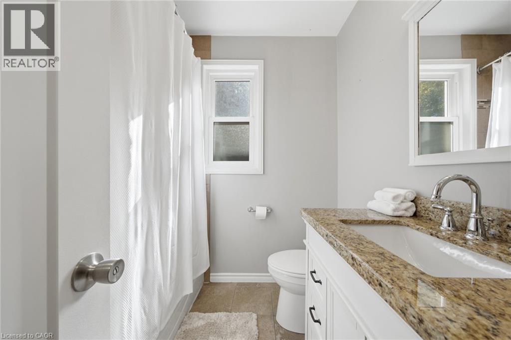 143 Huxley Avenue S, Hamilton, Ontario  L8K 2P9 - Photo 16 - 40871688