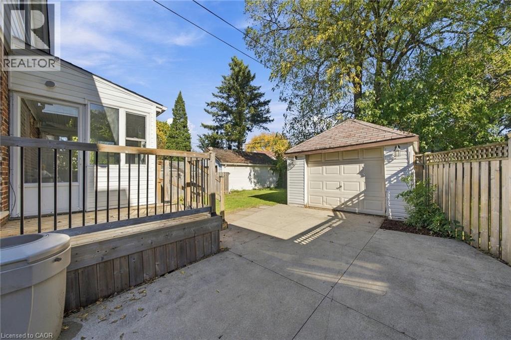 143 Huxley Avenue S, Hamilton, Ontario  L8K 2P9 - Photo 43 - 40871688